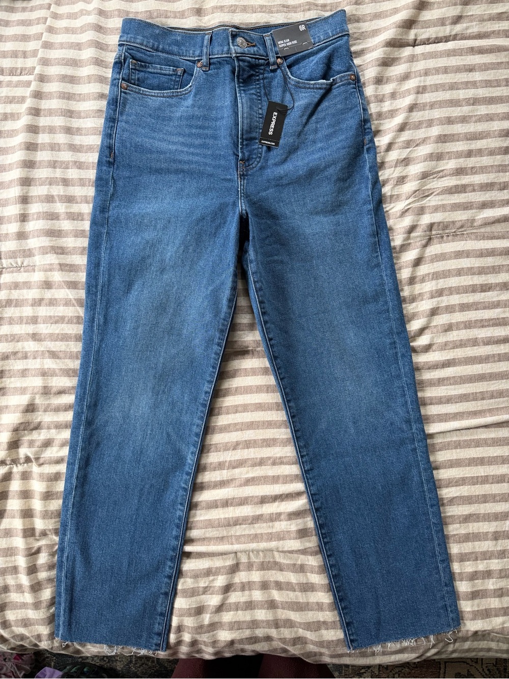 Express High-Rise Straight Leg Jeans in Medium Blue